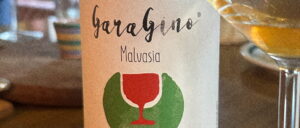 WeissOrange-GaraGino_mit-Glas